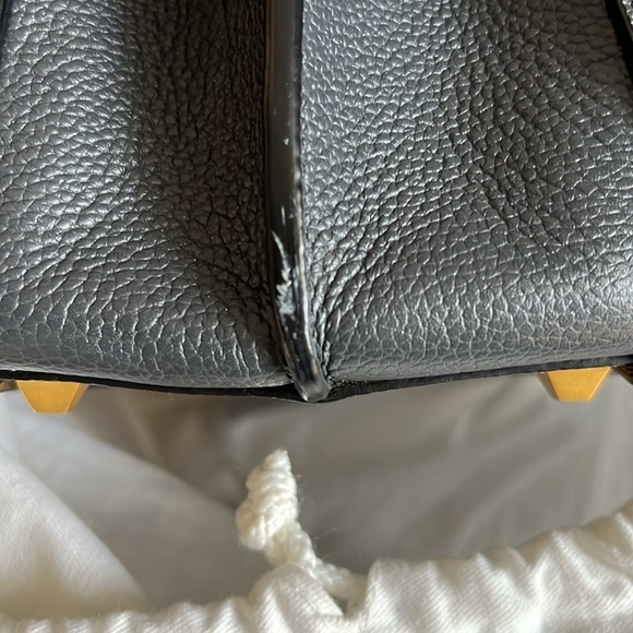 AUTHENTIC MCM "Milla" Medium Leather Tote - Picture 11 of 11